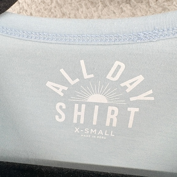 Faherty All Day Long Sleeve Performance Tee Light Blue XS - Picture 10 of 10